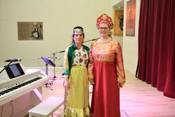 Rus ve Türk sanatçıdan ortak konser