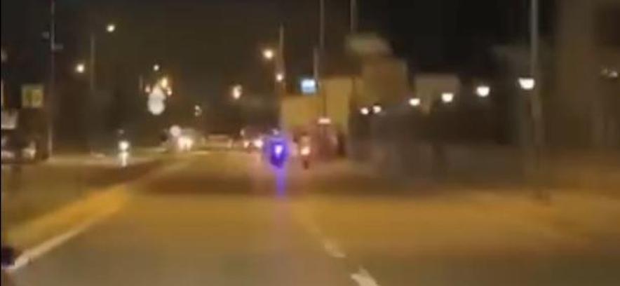 Motosikletle polisten kaçan 2 kişinin öldüğü kaza öncesine ait görüntüler ortaya çıktı