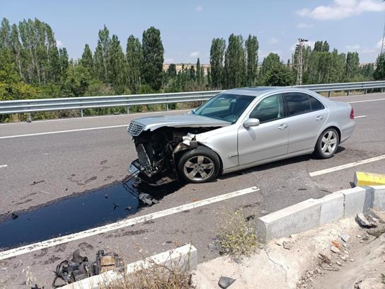Konya'da 2 otomobil çarpıştı: 5 yaralı