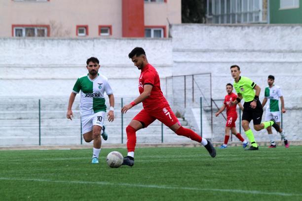 Amatör Küme'de ilk yarının lideri Burdurspor