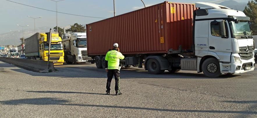 İskenderun'da TIR yoğunluğu