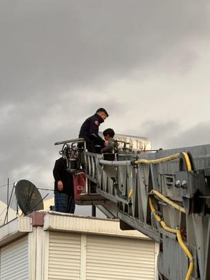 Antalya'da sağanak; göle dönen yollarda mahsur kaldılar/ Ek fotoğraflar