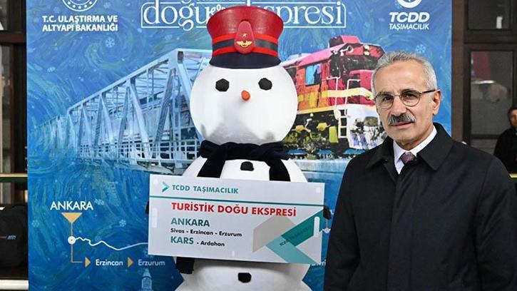 Turistik Doğu Ekspresi, sezonun ilk seferine uğurlandı