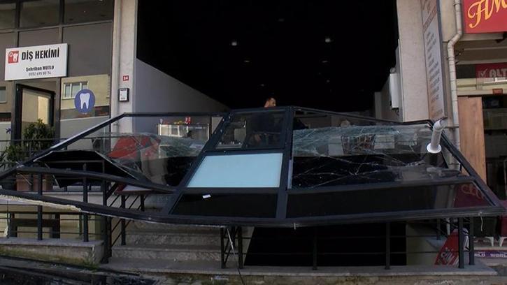 Maltepe'de ev yemekleri yapılan iş yerinde patlama
