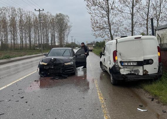 Sakarya’da 1 kişinin yaralandığı kamerada