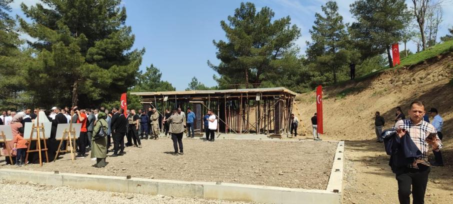 Beşiri'de yapılacak olan mesire alanı için çivi çakma töreni yapıldı