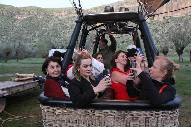 Ihlara Vadisi'nde balonlar, Anneler Günü için havalandı