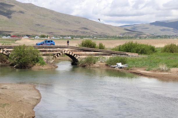 Jandarmanın botlarla dronlu inci kefali denetimini DHA görüntüledi / Ek fotoğraflar