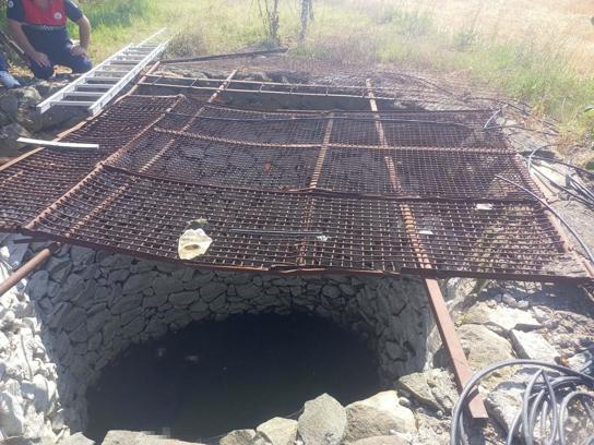 Bahçesine giden kadının su kuyusunda cesedi bulundu