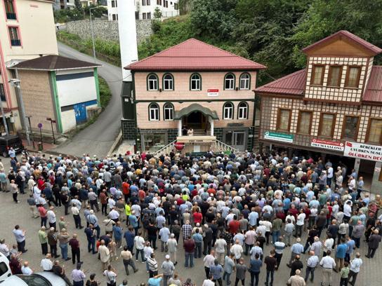 Teleferikte akıma kapılan çift toprağa verildi