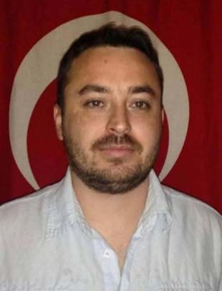 Çanakkale'de iki otomobilin çarpıştığı kazada ölen 6 kişinin kimlikleri belirlendi (2)