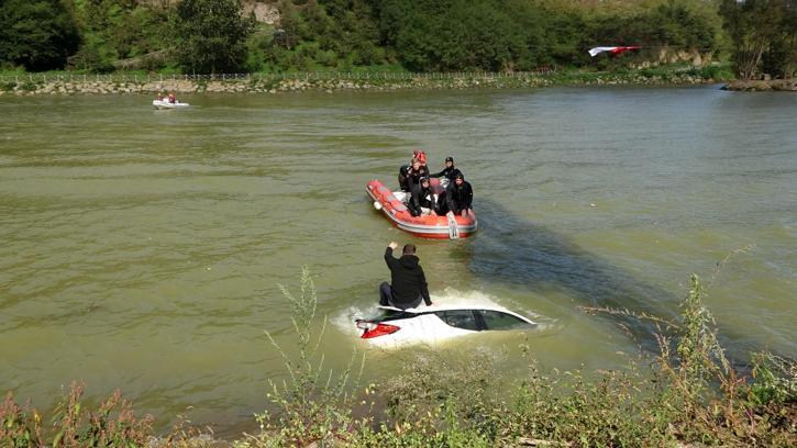 Sera Gölü'nde gerçeği aratmayan kurtarma tatbikatı