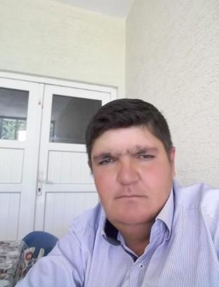 Otomobil ile çarptığı husumetlisini demir sopayla döverek öldürdü