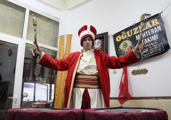 Kreşte tanıştığı mehtere 15 yılını verip, kendi ekibini kurdu