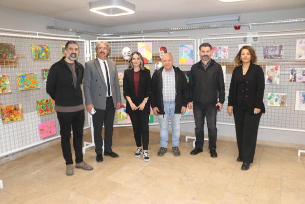 Özel çocukların eserleri Buz Eserler Müzesi’nde