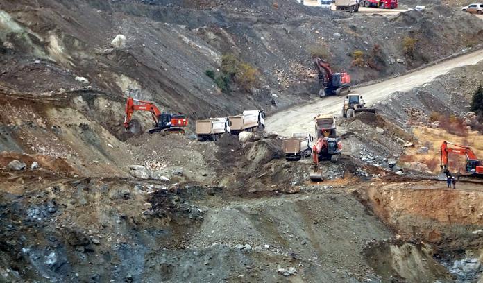 Sivas'ta göçük altında kalan şantiye müdürü 18 gündür aranıyor