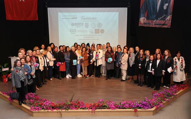 Bodrum'da '91. Yılda Atatürk'ün Işığında Seçerim Seçilirim Varım' etkinliği