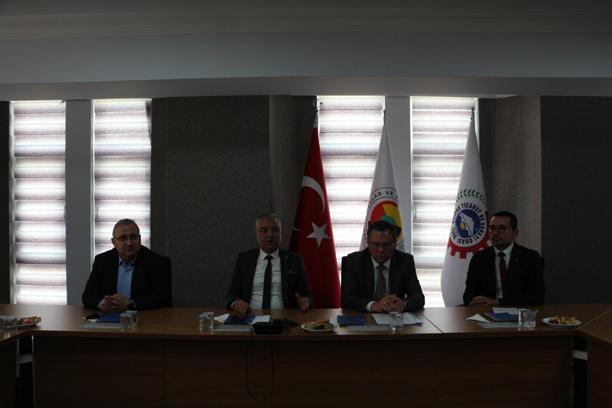 Mersin'de Rusya-Türkiye arasındaki ticaret ilişkileri konuşuldu