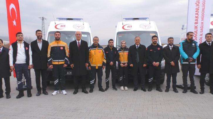 Bingöl’de 5 ambulans ve 2 UMKE aracı, törenle hizmete alındı