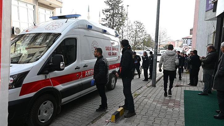 Kayınpeder, gelinin kız kardeşini tabancayla öldürüp gelinini de yaraladı