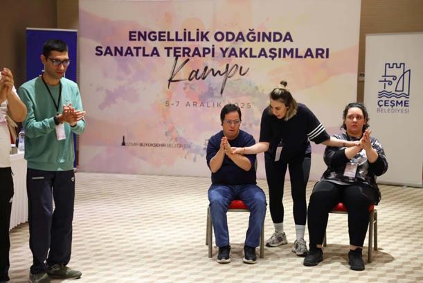Çeşme'de Engellilik Odağında Sanatla Terapi Yaklaşımları Kampı