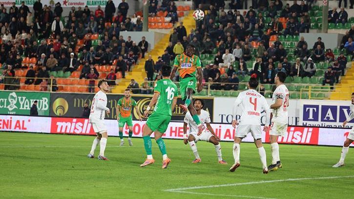 Corendon Alanyaspor – Hesap.com Antalyaspor : 0-0