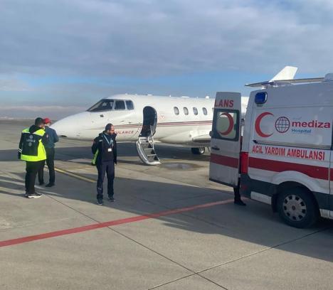 Ambulans uçak, 4 günlük bebek için havalandı