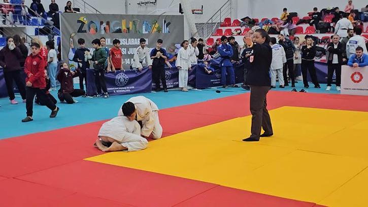 Zonguldak’taki Uluslararası Madenci Kupası Judo turnuvası sona erdi
