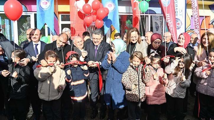 Çocuklara hayal merkezi; atıl okul 'düşler köyü' oldu