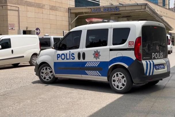 Siirt'te 2 çocuk annesi, evinde bıçaklanmış halde ölü bulundu