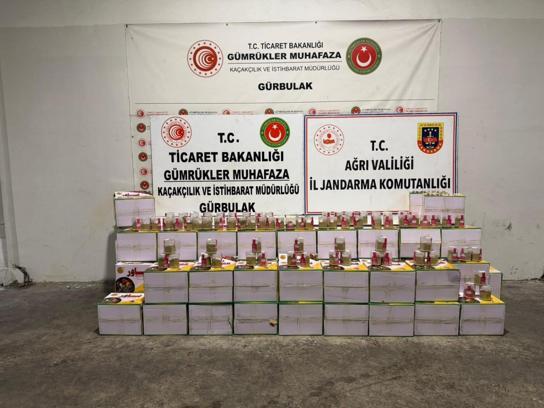 TIR'daki kavanozlardan 163,9 kilo eroin çıktı
