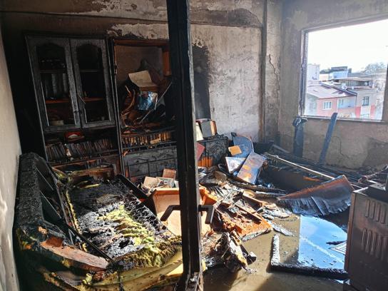 Samsun’da çıkan yangında ev kullanılamaz hale geldi