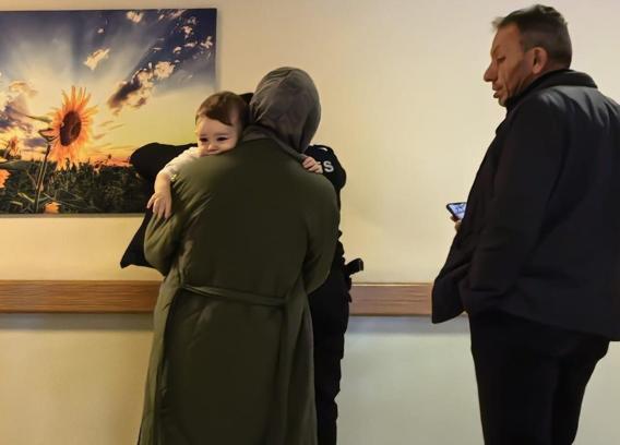 Yerde bulup, ağzına attığı fıstık akciğerine kaçtı