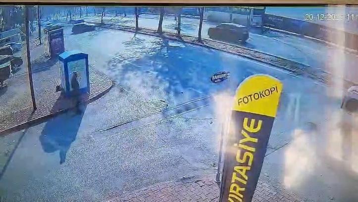 Ağaca çarpan otomobildeki 14 yaşındaki Abdurrahman öldü