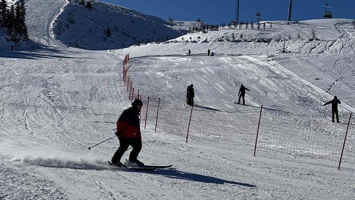 Denize en yakın kayak merkezinde sezon açıldı; hedef 1 milyon ziyaretçi