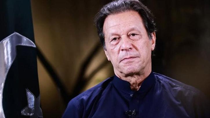 Eski Pakistan Başbakanı Han ile eşine 17'şer yıl hapis cezası