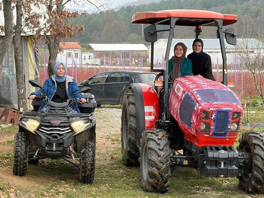 Kentten kırsala dönüp yaban mersini yetiştiren kadınlar, hemcinslerinin de bütçelerine katkı sağlıyor / Ek fotoğraflar