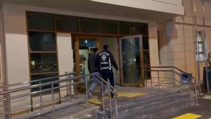 Ataşehir'de kırmızı ışıkta duran sürücüyü darbeden şüpheli yakalandı