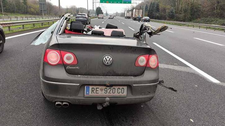 Otoyolda otomobil çekiciye çarptı; 1 ölü, 1 yaralı