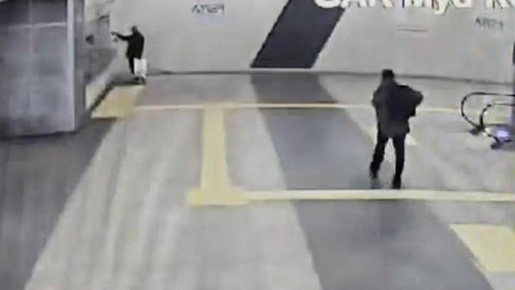 ABB: Gar İstasyonu'nda bir kişinin yangın alarmını devreye aldığı tespit edilmiştir