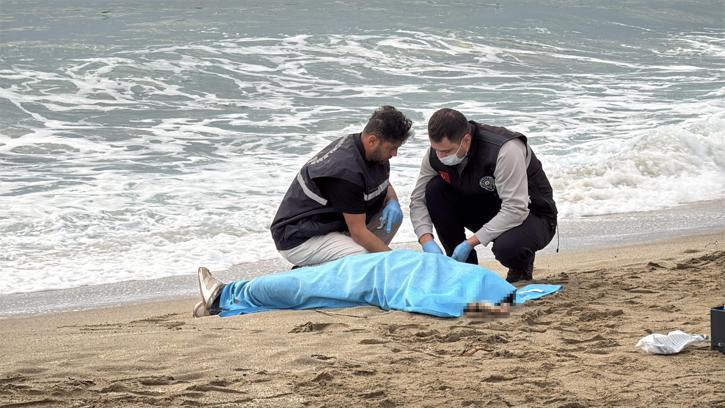 Endonezyalı kadının cansız bedeni sahilde bulundu