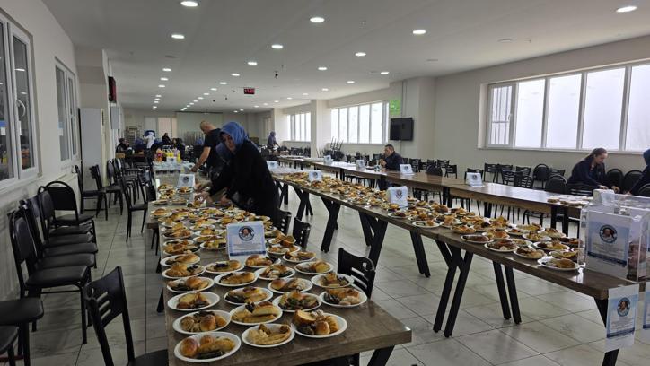 Bolu'daki SMA'lı Rüzgar bebek için Düzce'de fabrika işçilerinden kermes