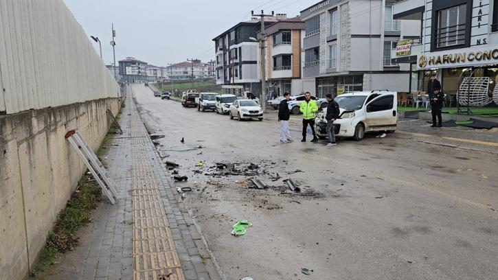 Samsun’da meydana gelen zincirleme kazada 3 kişi yaralandı