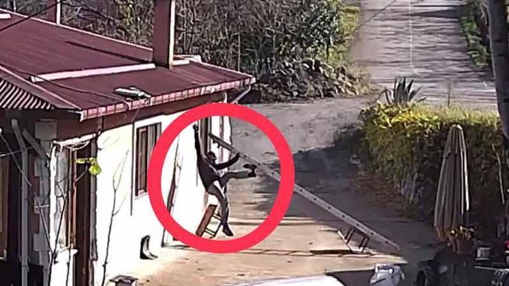 Baca şapkasını değiştirmek için çıktığı çatıdan düştü; o anlar kamerada