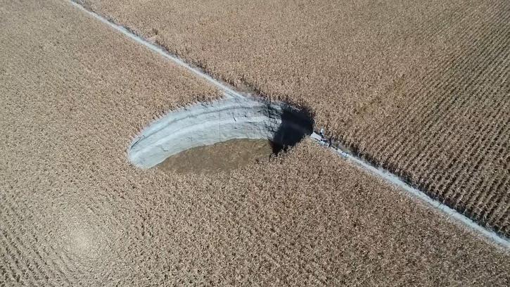 ‘Yer altı suları çekildikçe doğa bize oluşan obruklarla karşılık veriyor’