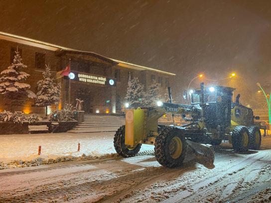 Doğu’da 2 bin 326 yerleşim biriminin yolu kapandı / Ek fotoğraflar