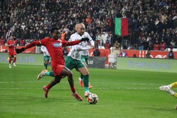 Amed Sportif Faaliyetler - Alagöz Holding Iğdır FK: 3-0