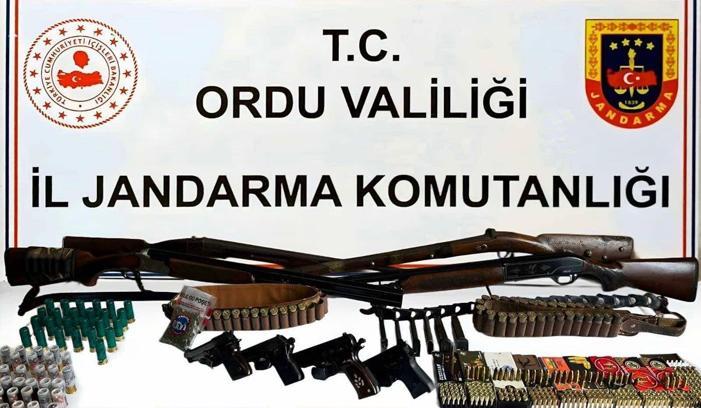 Ordu’da silah ve uyuşturucu operasyonu
