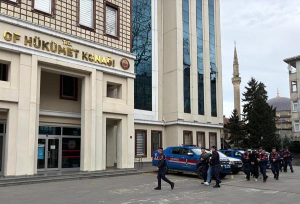 Trabzon’da uyuşturucu operasyonu; 11 gözaltı