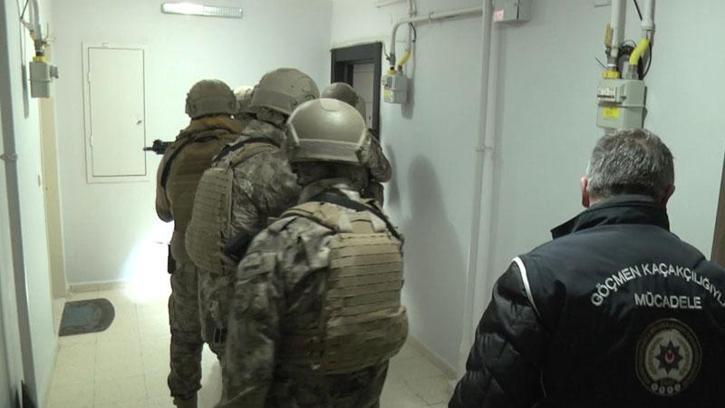 3 ilde göçmen kaçakçılığı operasyonu: 11 tutuklama